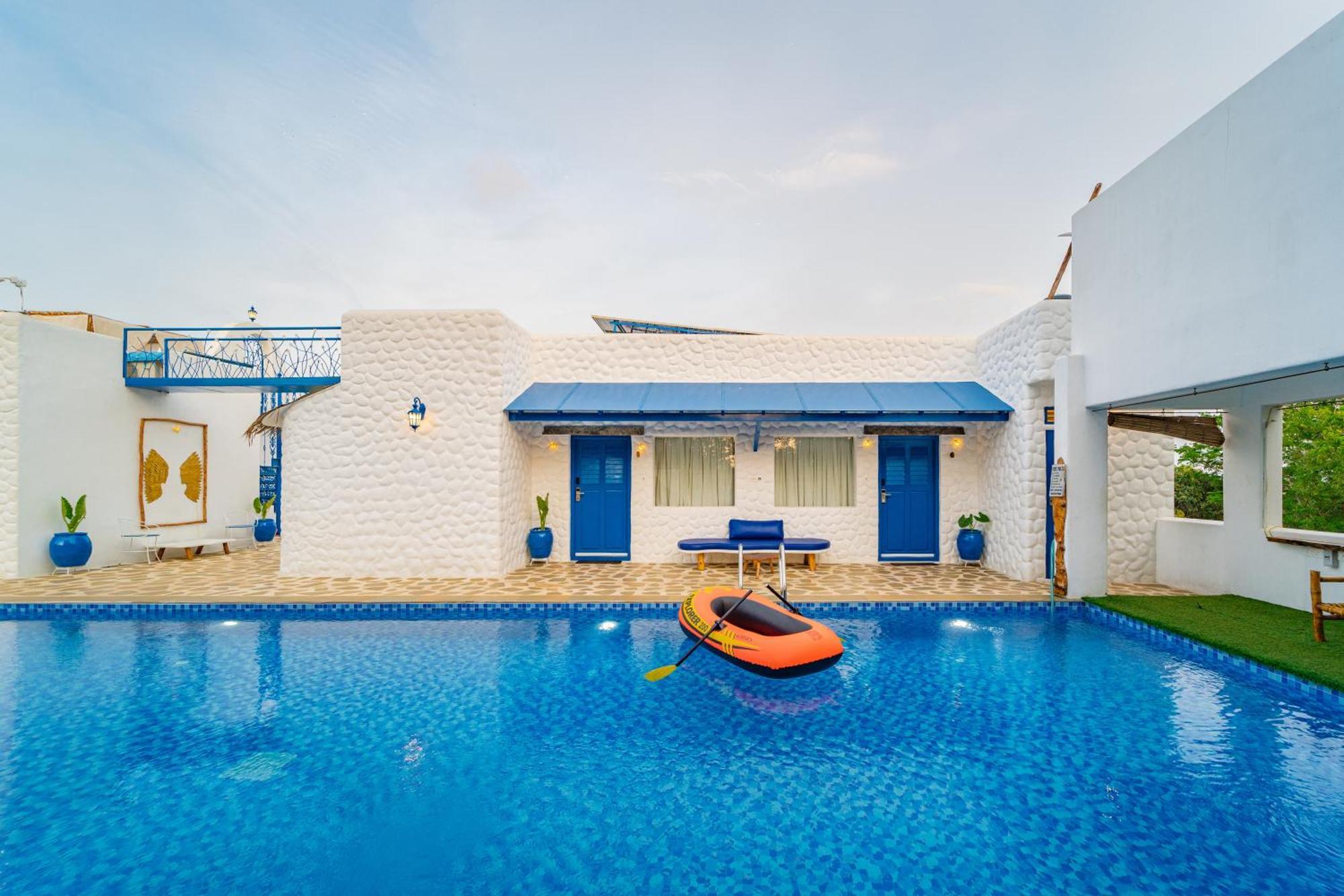 Conch Resort Luxury Private Pool Suites ポンディシェリ エクステリア 写真